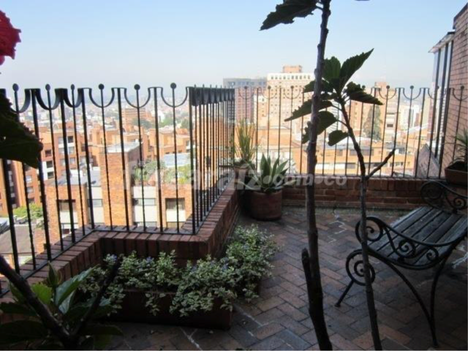 The Balcony of the building has a beautiful view to the city