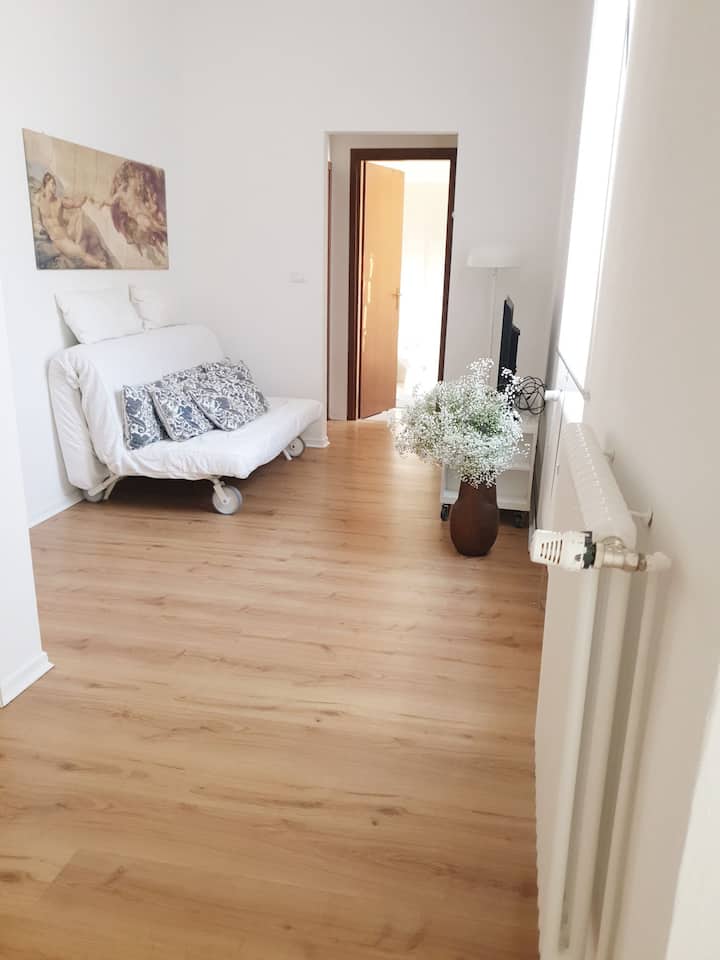 [Piazza Garibaldi] Eleganti Suite  Con Sauna - Udine