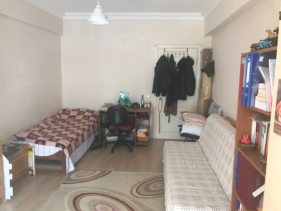 Room has 1 single bed , 1 couch and 2 comfortable additional matresses.