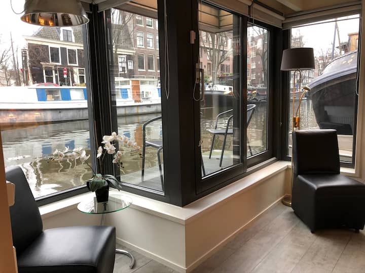 Galeforce One - Jordaan Houseboat Studio - Ámsterdam