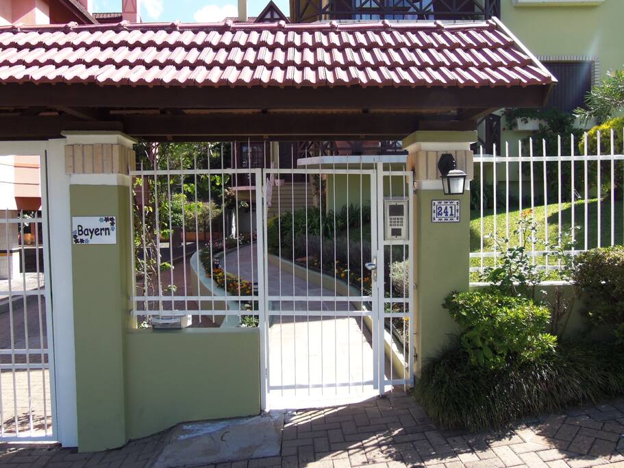 Entrada no condominio