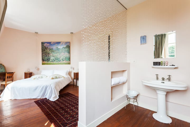 Cornaline's bedroom