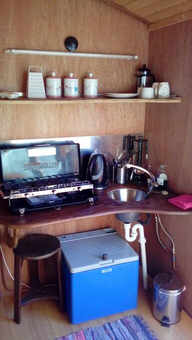 Simple cooking facilities