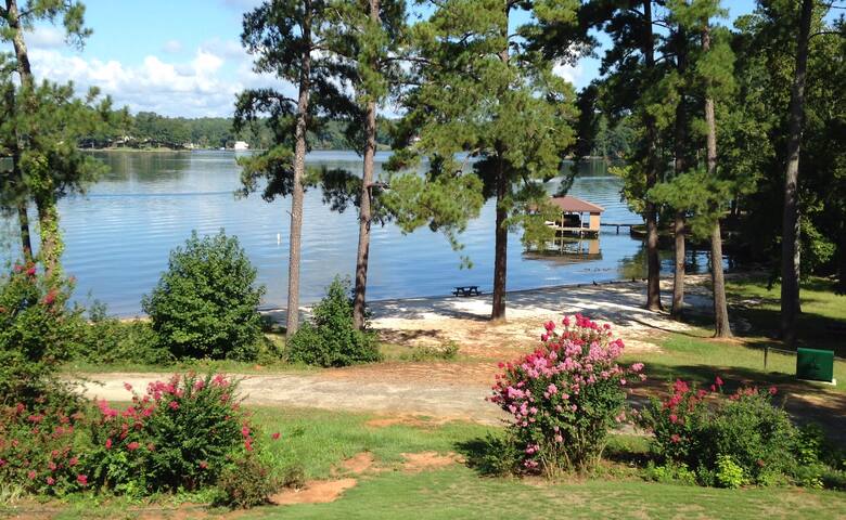 Airbnb® Jackson Lake - Vacation Rentals &amp; Places to Stay