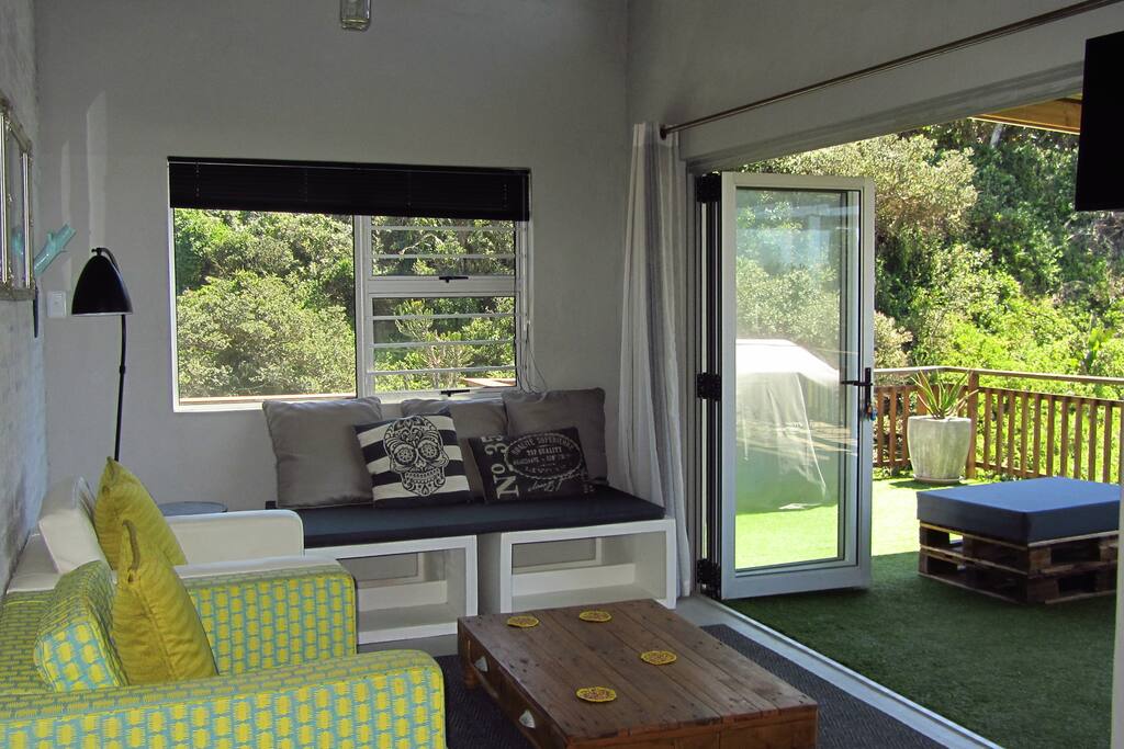 Lounge area