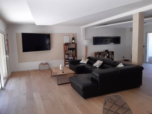 Villa devant la forêt gallery image 3