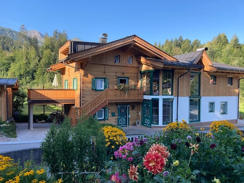 Top performing Airbnb: Flat with terrace at the cross-country ski trail in Fieberbrunn