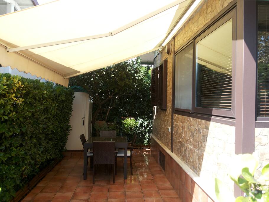 CORTILE ESTERNO