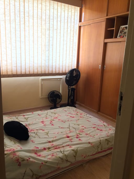 Quarto (bedroom)