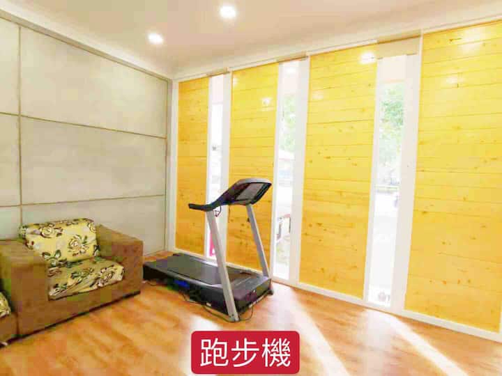 Ultra-luxury private villa near Hualien with outdoor barbecue area and two private parking spaces Extra-large 4k ultra-clear smart tv with card ok system