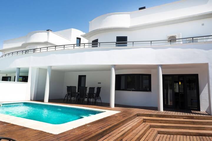 Villa Can Pastilla Pool, BBQ close of the beach