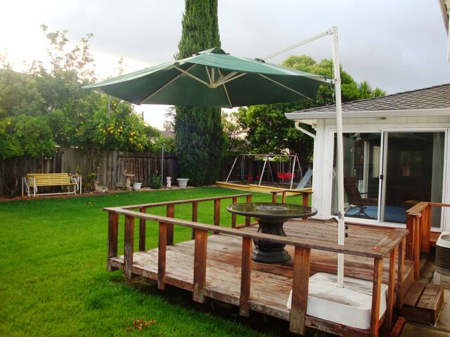 GREAT ROOM in quiet Silicon Valley Home