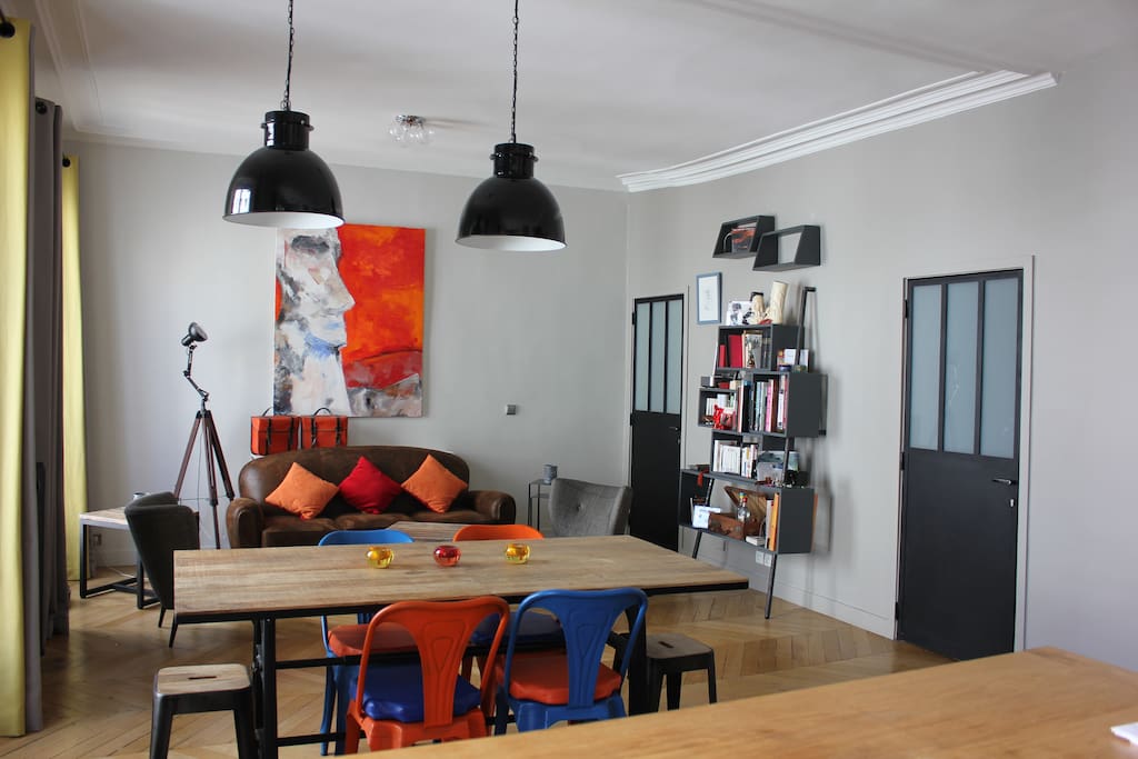 Vue du salon / salle à manger