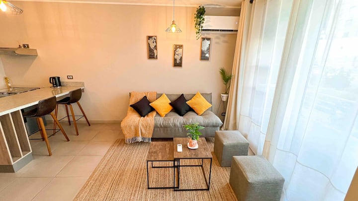 Luxurious, Elegant, Comfortable, Modern and Central Depto