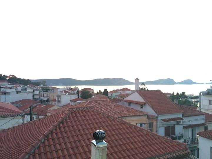 An apartment with stunning view in Pilos.