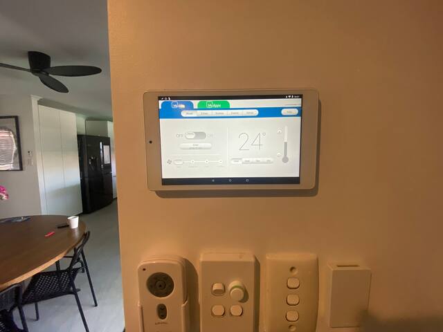 Entire house for families Mooloolaba Oasis gallery image 3