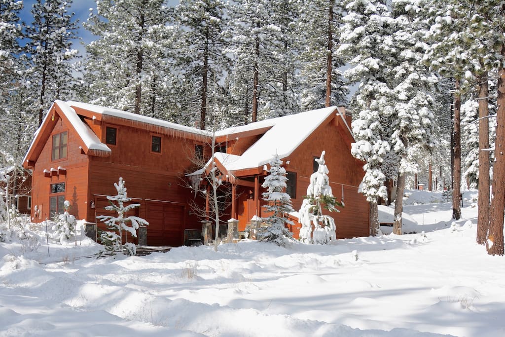 "Lamplighter", private, accessible, minutes to major resorts