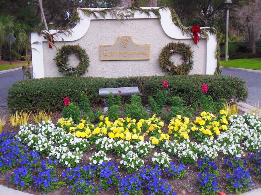 Entrance to Springwood Villas.