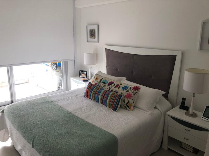 Master bedroom en suite