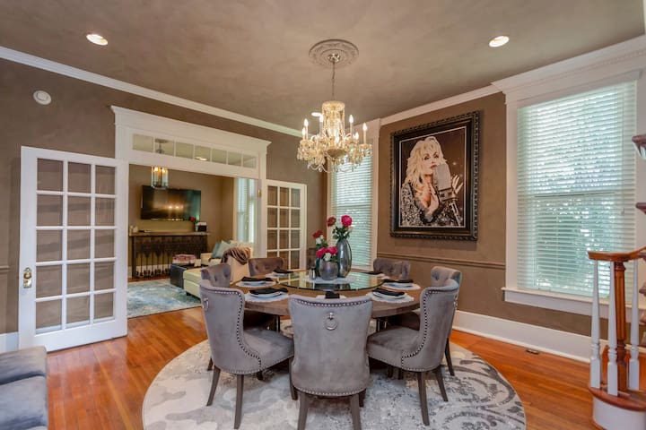 Amazing Home & Location! Near Downtown Nashville