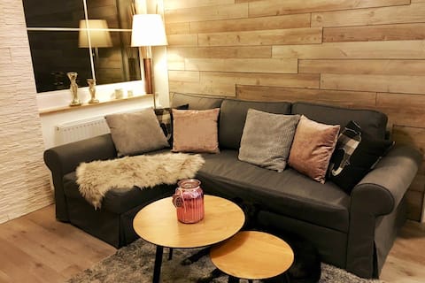 2 bedroom apartment resin ambience in brown location