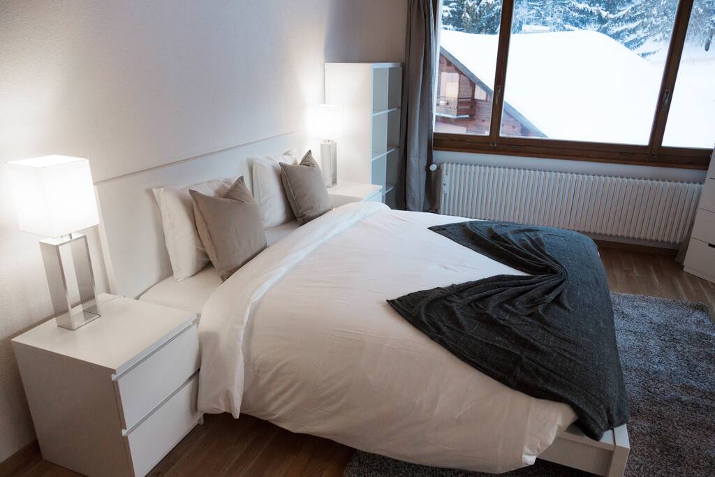 Comfortable double bed