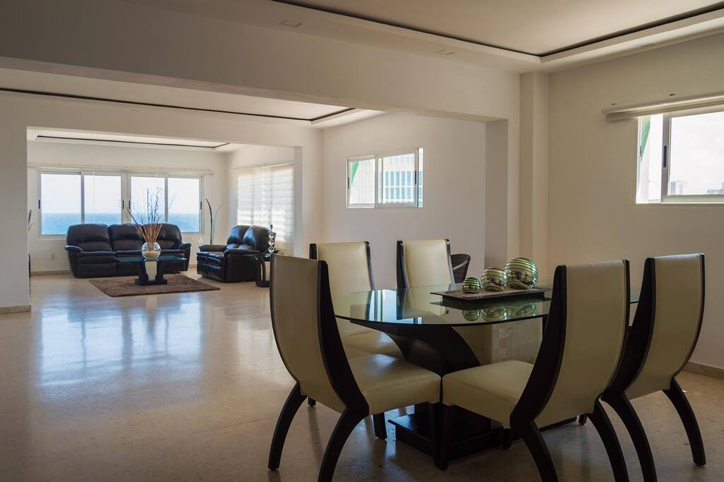 Sala Comedor, área común