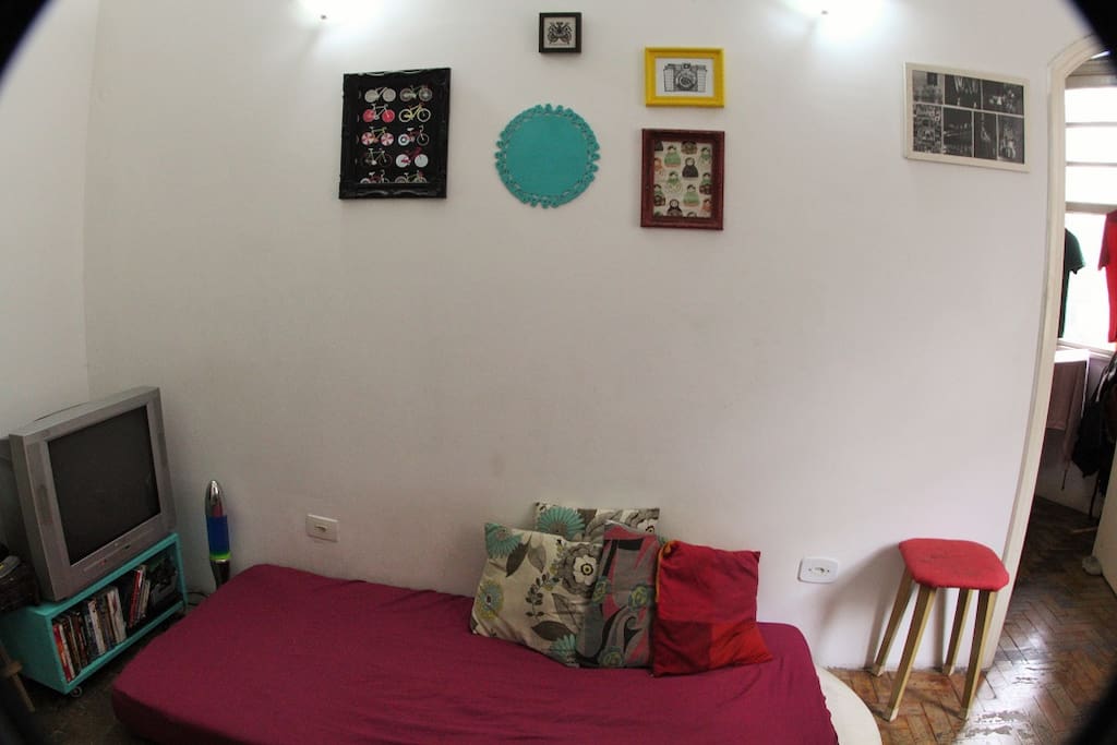 Sala + colchão/palet na sala