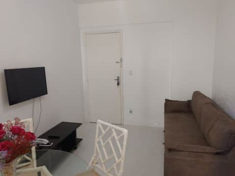 Top Airbnb: Porto da Barra, close to everything. em Salvador