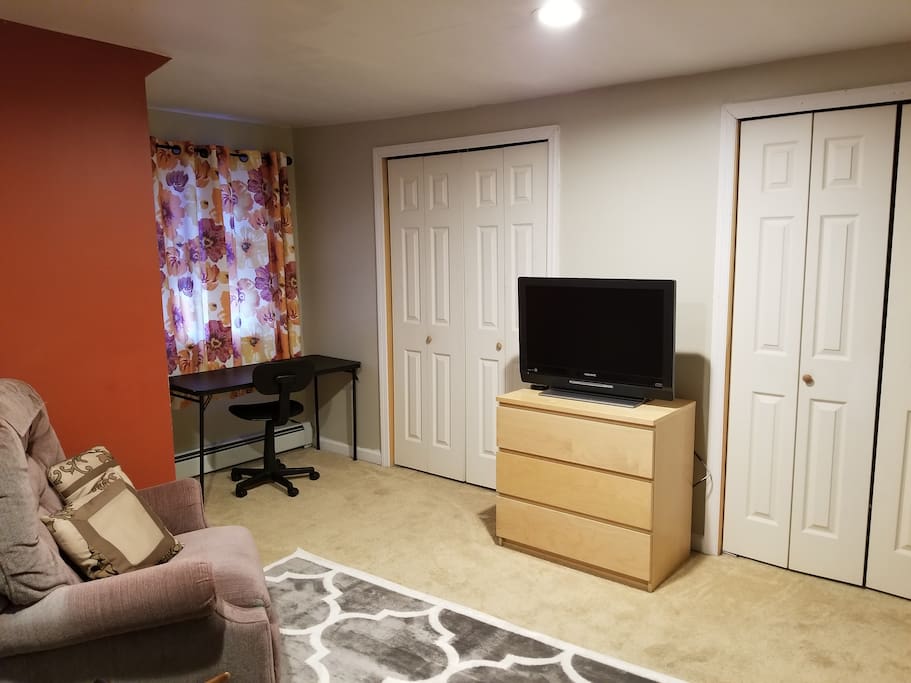 TV has all streaming channels. Watch anything you want, anytime you want. small table at window makes working on a laptop more comfortable. Or use the table to put on your makeup in front of the window (great light!)