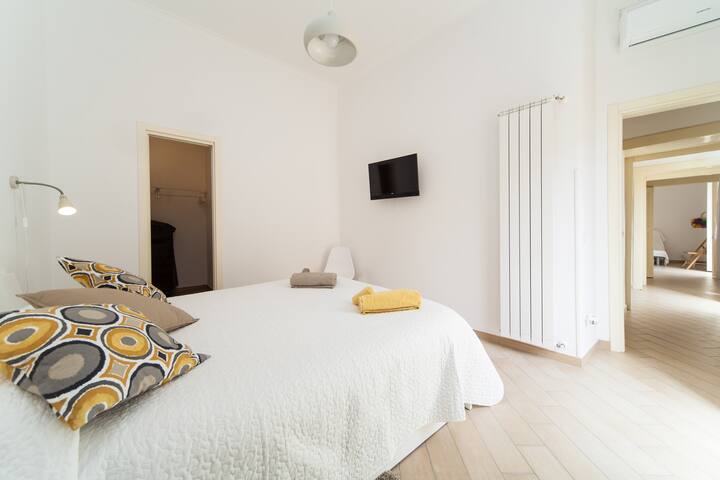 NapoliCentro Suite|Favoloso Appartamento al Centro gallery image 4