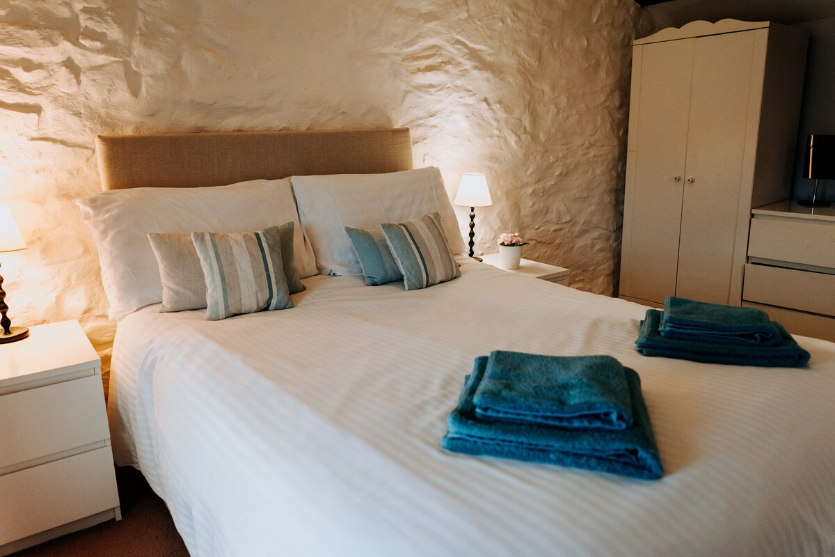 Двойна спалня на 1-ви етаж 