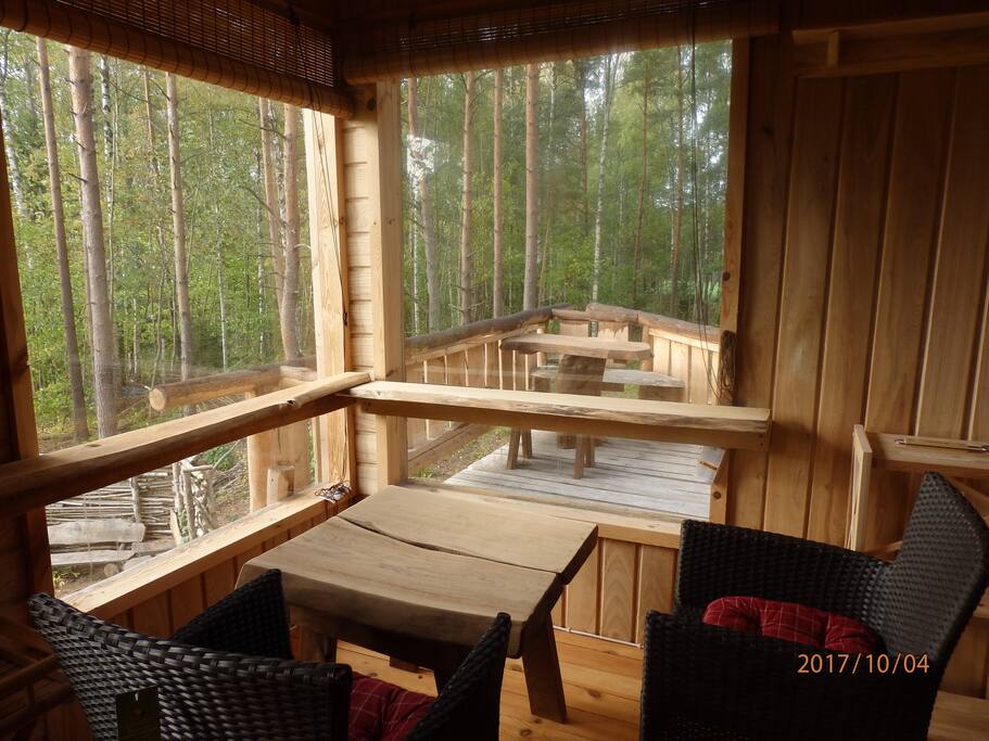 ... und hier genießt du den Blick in die Natur.