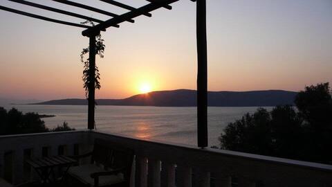 Villa with breathtaking views and private beach