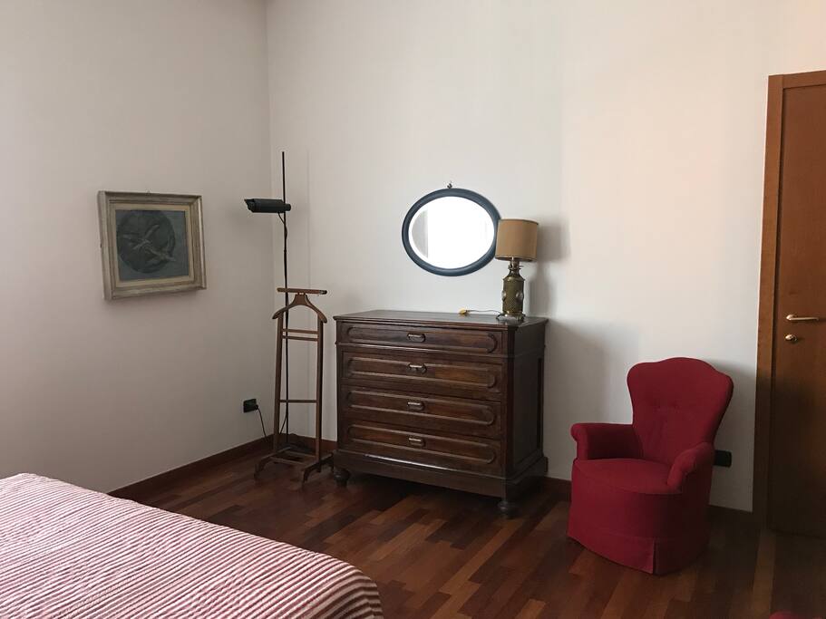 Camera privata e mobile uso ospiti
