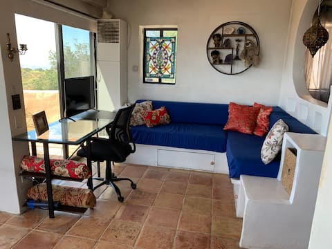 Top Airbnb: Private Mountaintop Retreat in San Diego