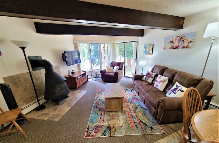 1st Floor  Peak 8  Hikehot Tub ()  Cozy - Breckenridge, CO