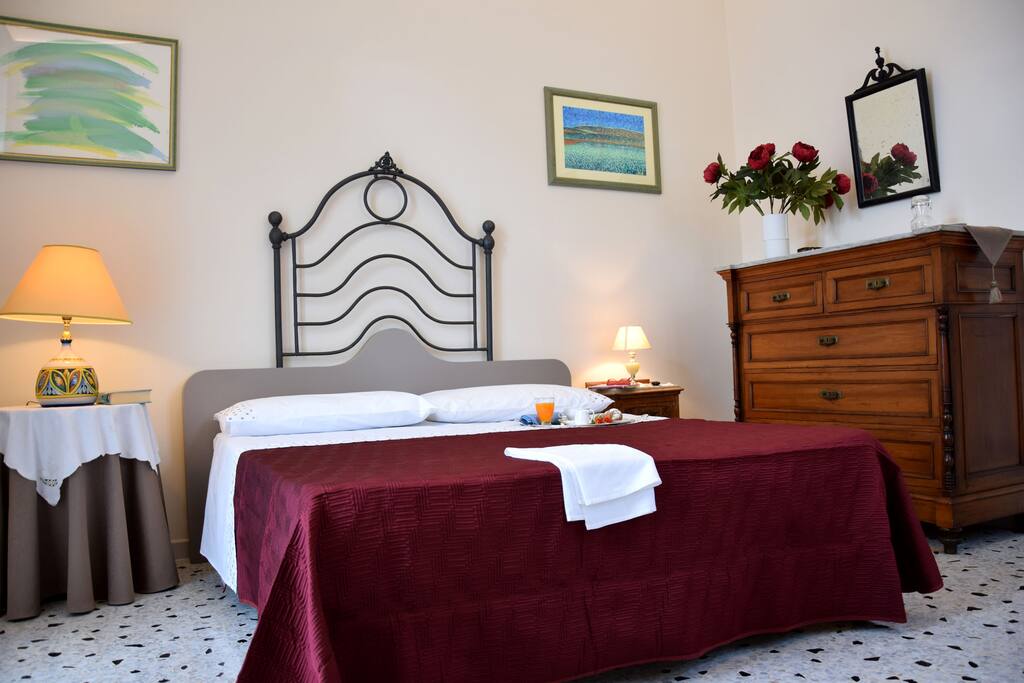 La camera da letto matrimoniale