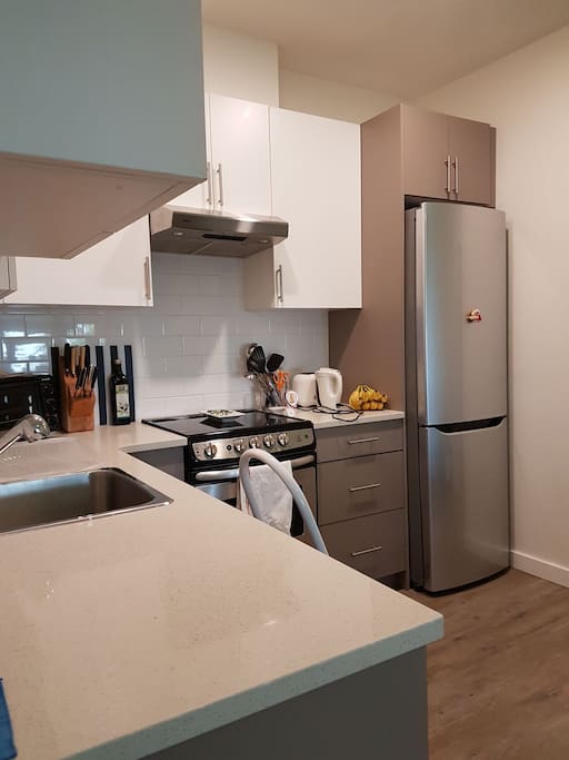 Full kitchen