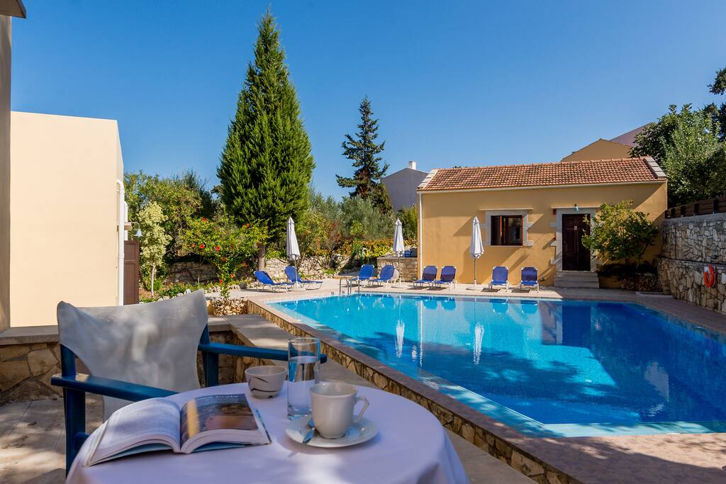 pool 80 sq.m