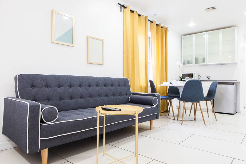 Sofa bed opens to 2 pp queen size