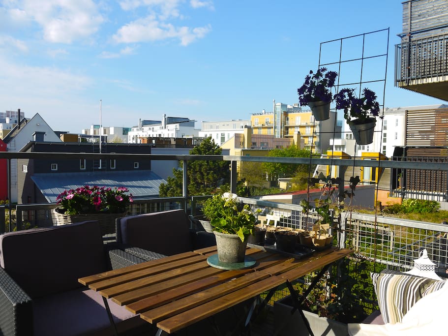 ...and then you take a coffé and a croissant on the balcony.