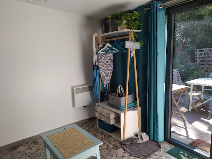 Dépendance  Tout Confort Au Milieu Du Jardin - Suresnes