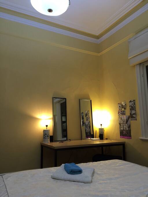 Guest bedroom