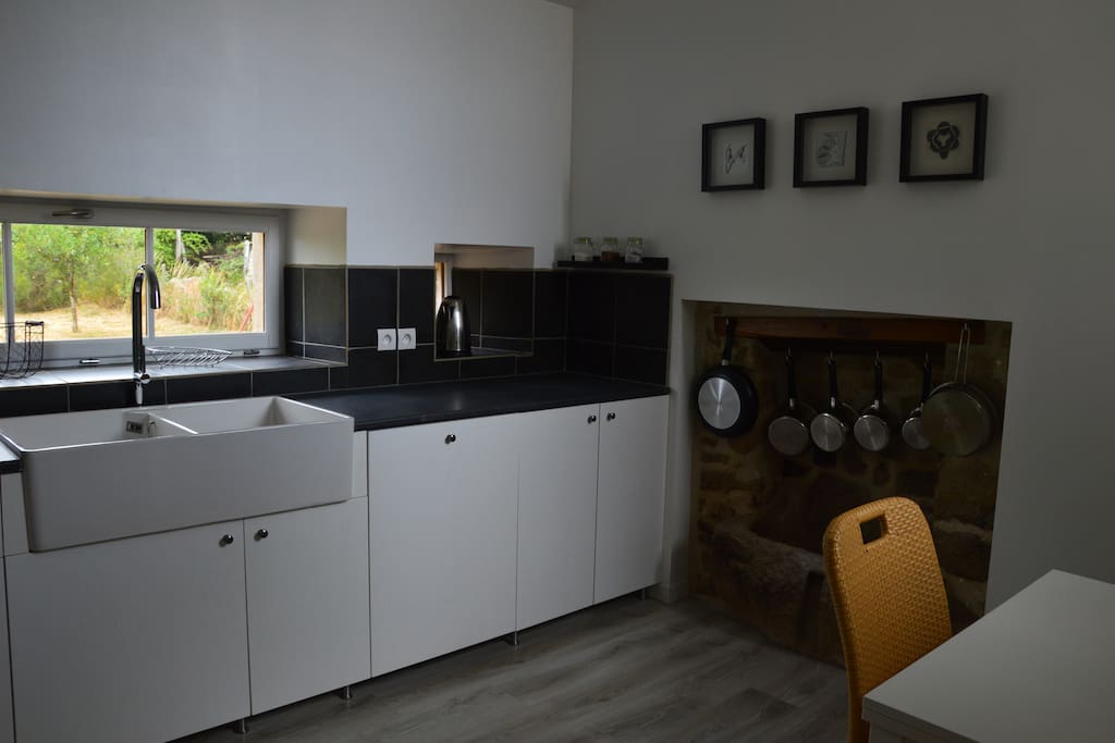 Brand new kitchen with dishwasher, cooker, fridge and freezer.