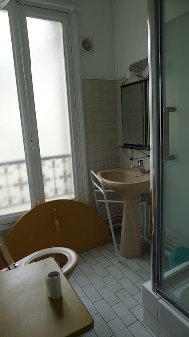 Salle de bains / toilettes
