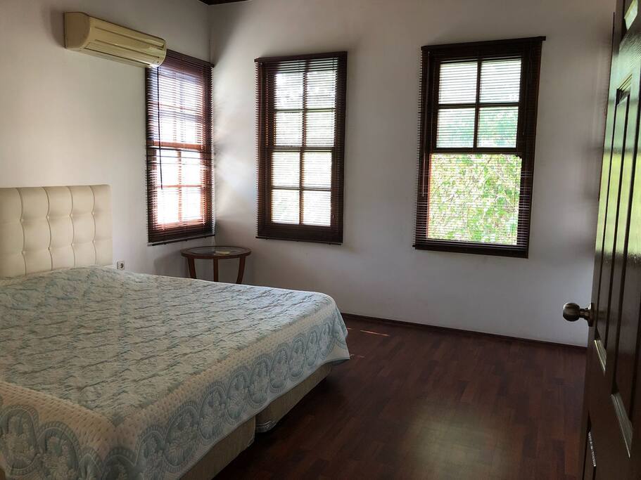 room1