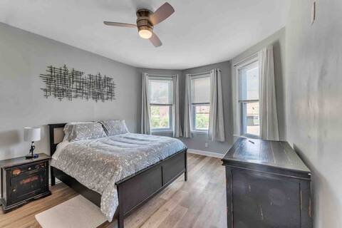 2-BR NEWLY RENOVATED, MODERN, LANSDOWNE APARTMENT