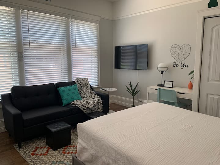 Beautiful Extended Stay Studios-midtown - Reno