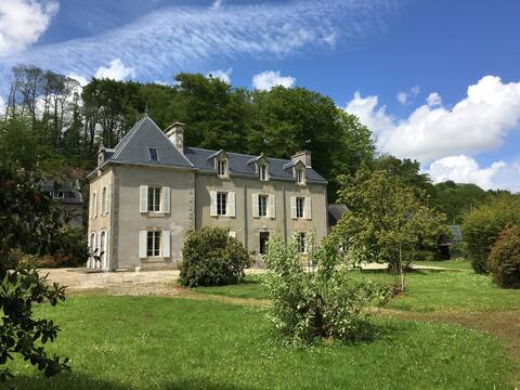 Large property in the countryside